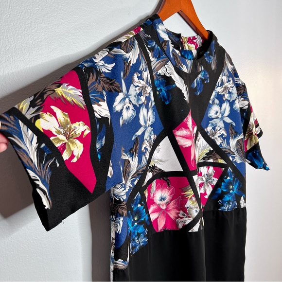 ASOS Womens Color Blocked Hawaiian Geometric Mixed Media Top US Size 6 Pink Blue - Picture 3 of 16